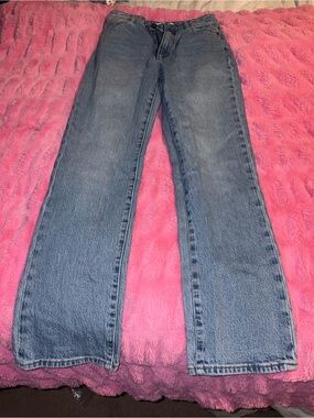 Classic Women's Light Blue Straight-Leg Jeans. Rollas